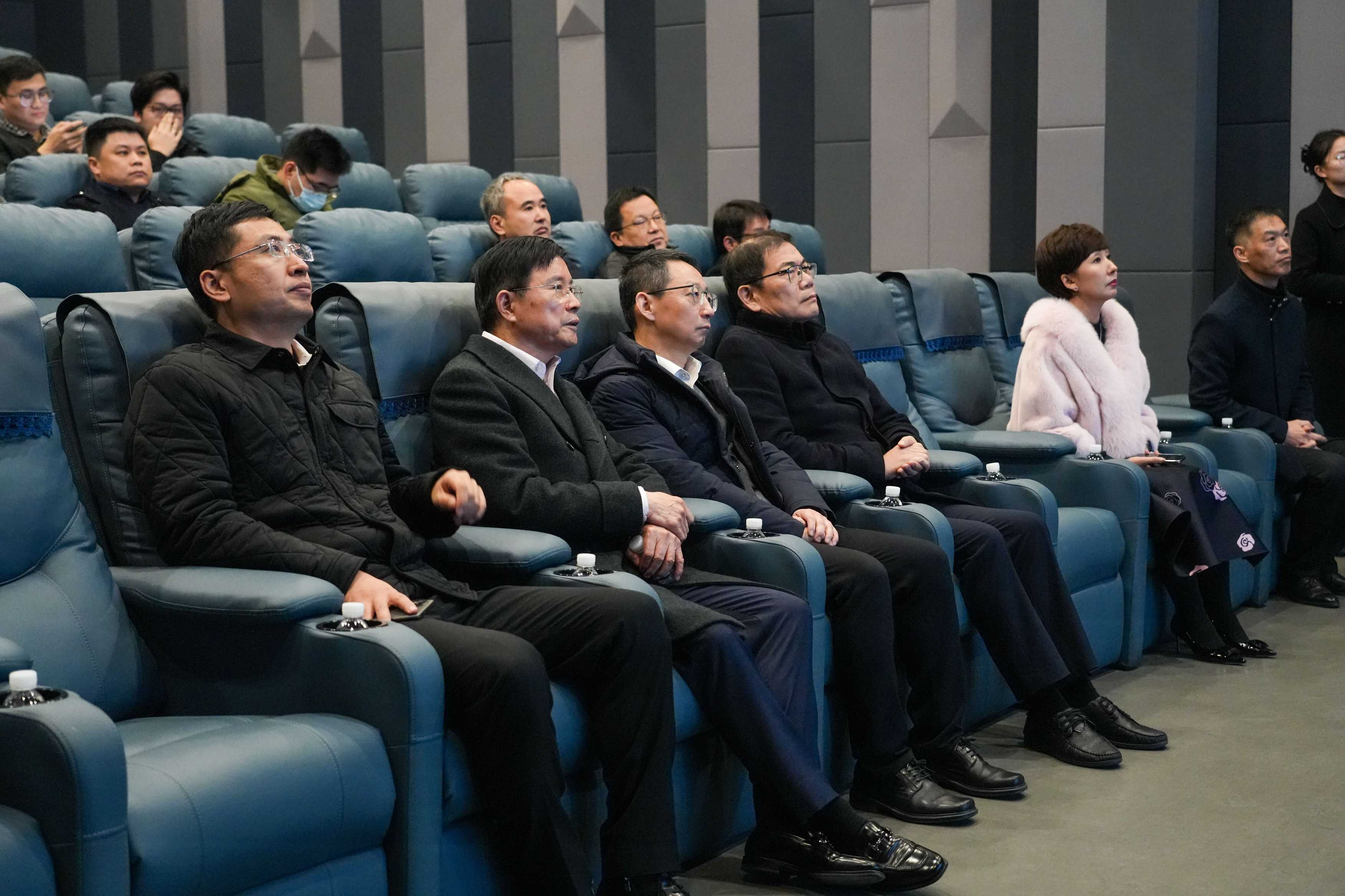 寧波市黨政領導一行赴音王集團考察調研，共鑄科技文化融合發展