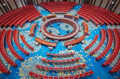 國際會議中心報告廳（800m2以上）