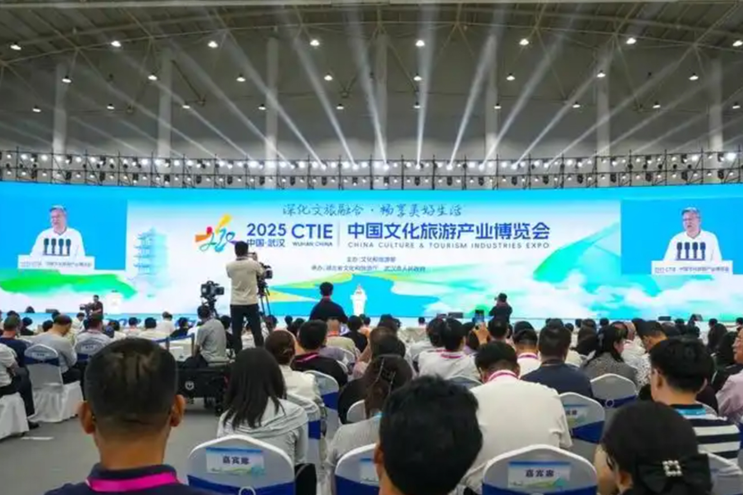 人氣爆棚|音王亮相武漢文旅博覽會，憑借硬核實力強勢出圈